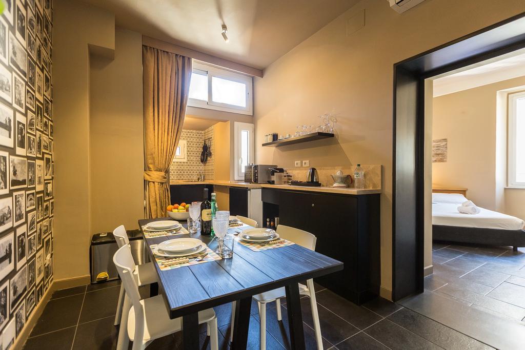 App Condotti Luxury Apartment In Рим Екстер'єр фото