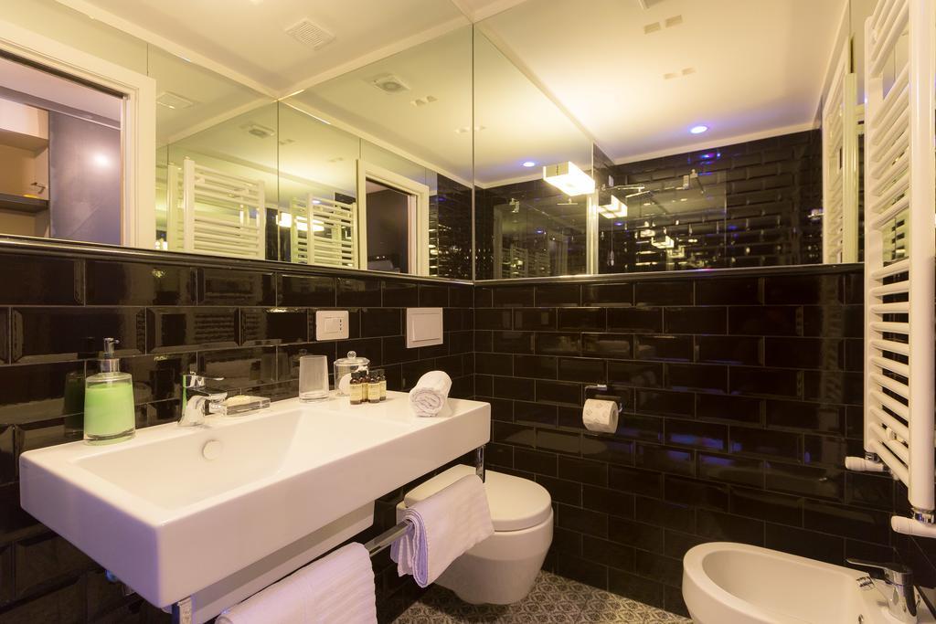 App Condotti Luxury Apartment In Рим Екстер'єр фото