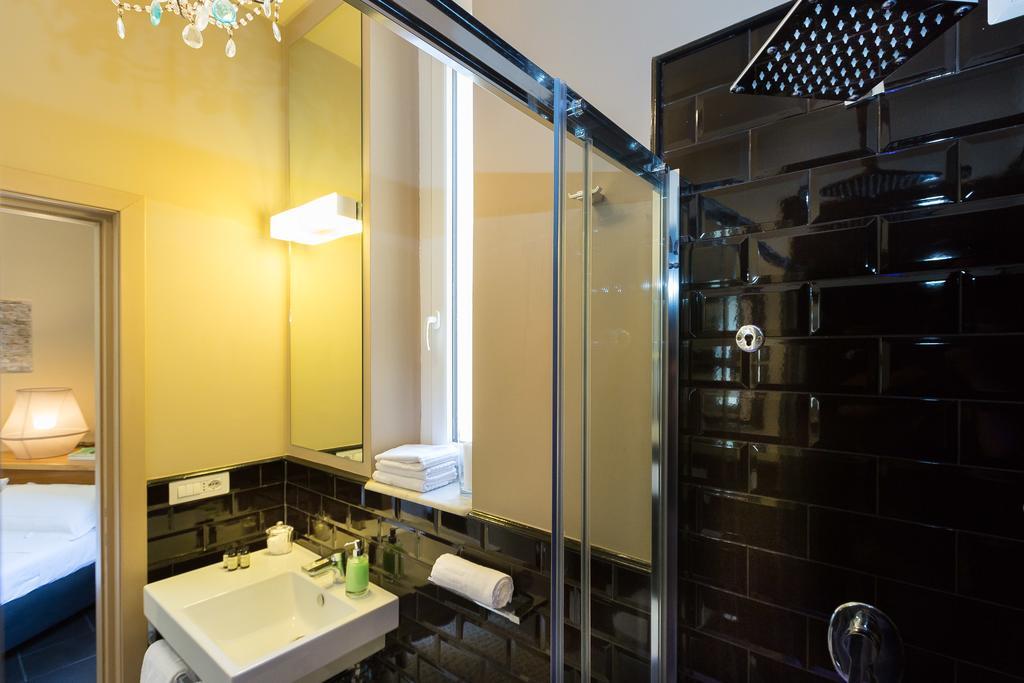 App Condotti Luxury Apartment In Рим Екстер'єр фото